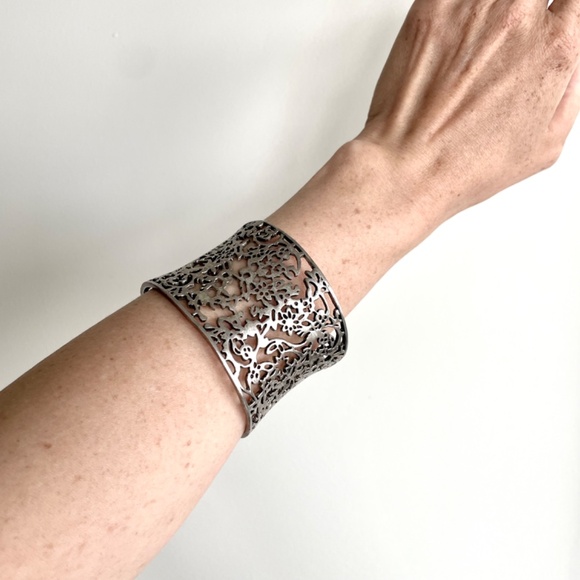 Vintage Ornate Cuff Bracelet - Picture 3 of 15